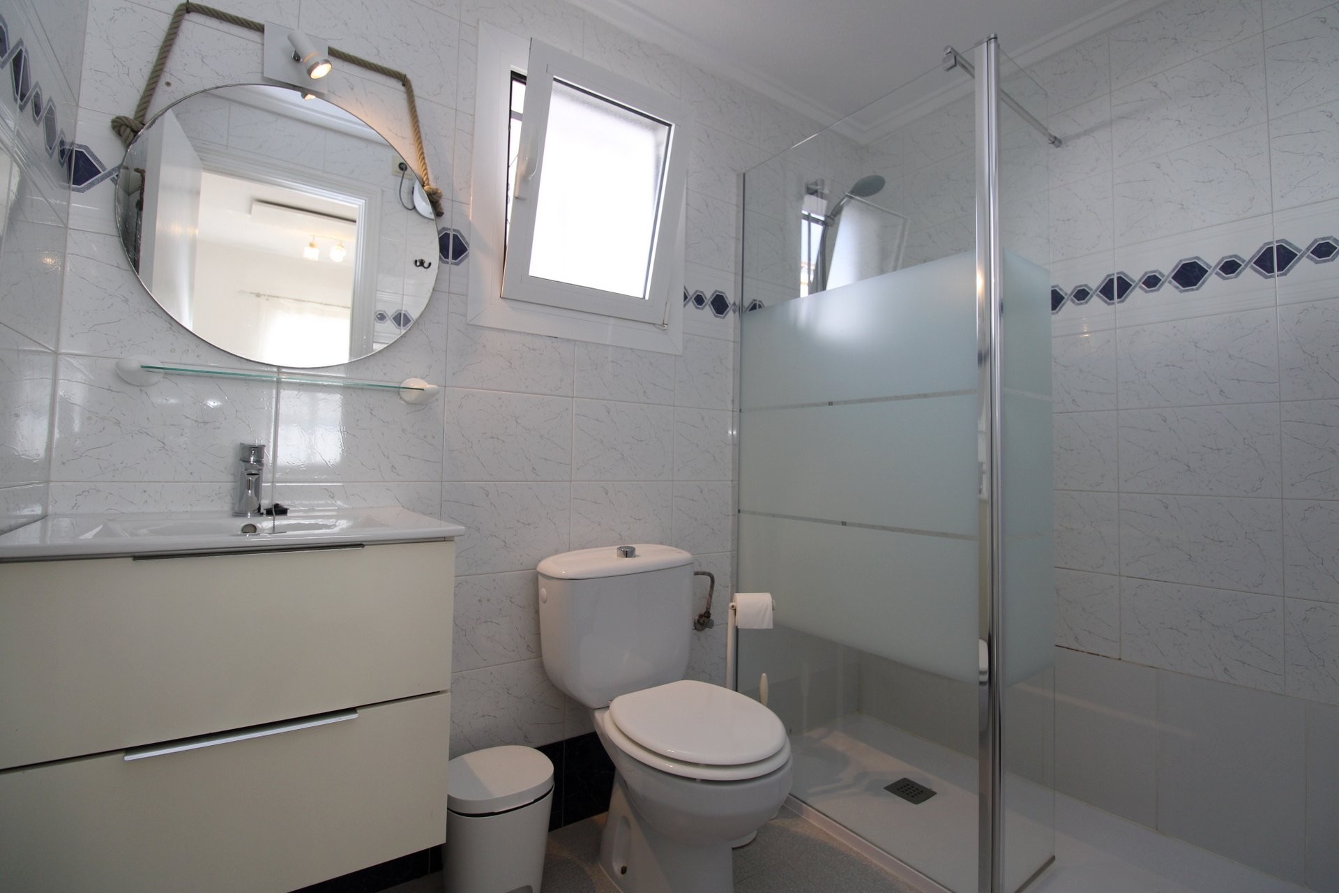 1-Schlafzimmer-Wohnung in Villamartin