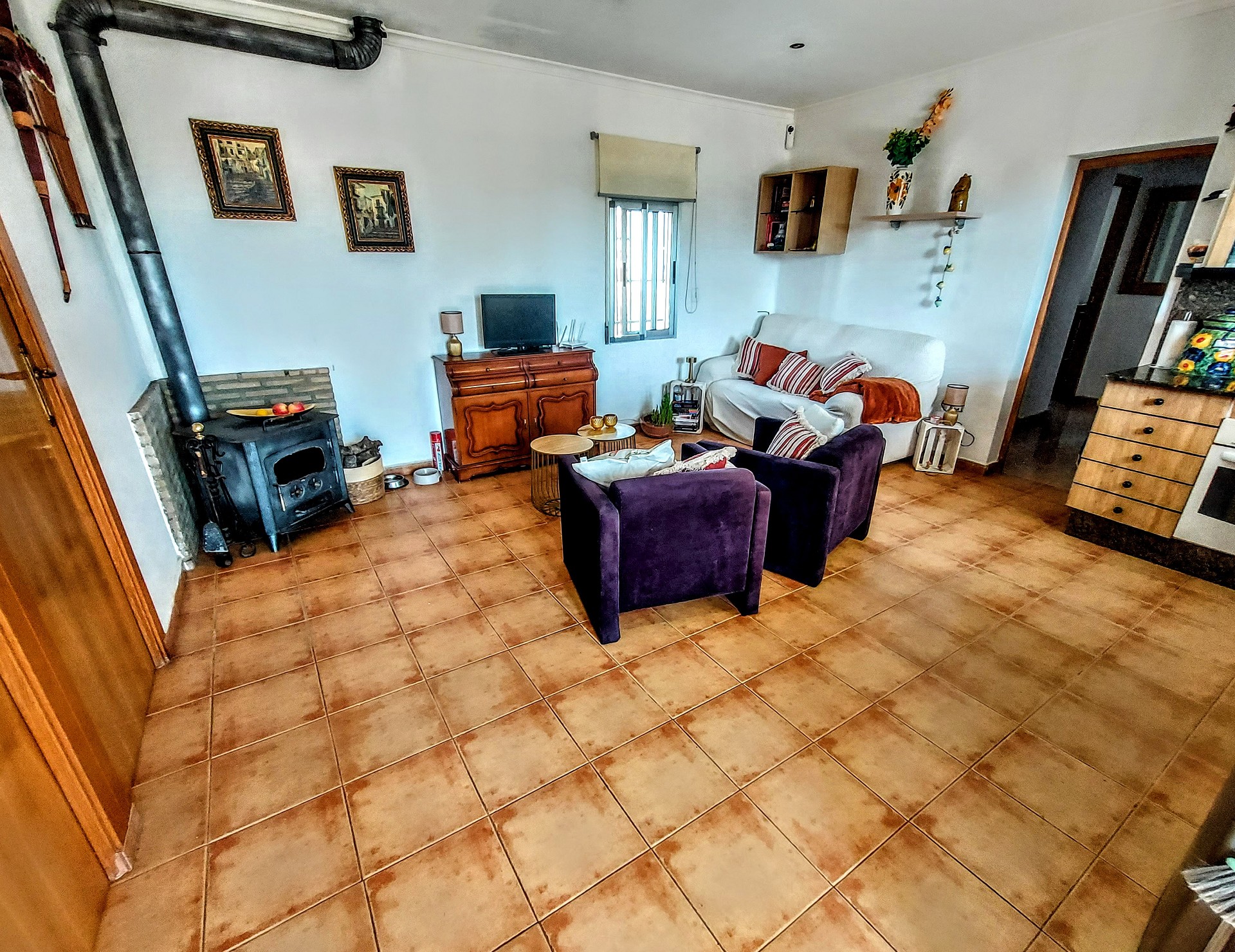 4 Bedroom Villa in Montroy