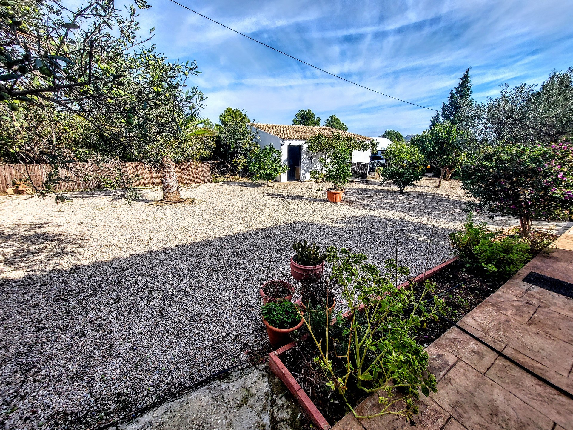 4 Bedroom Villa in Montroy