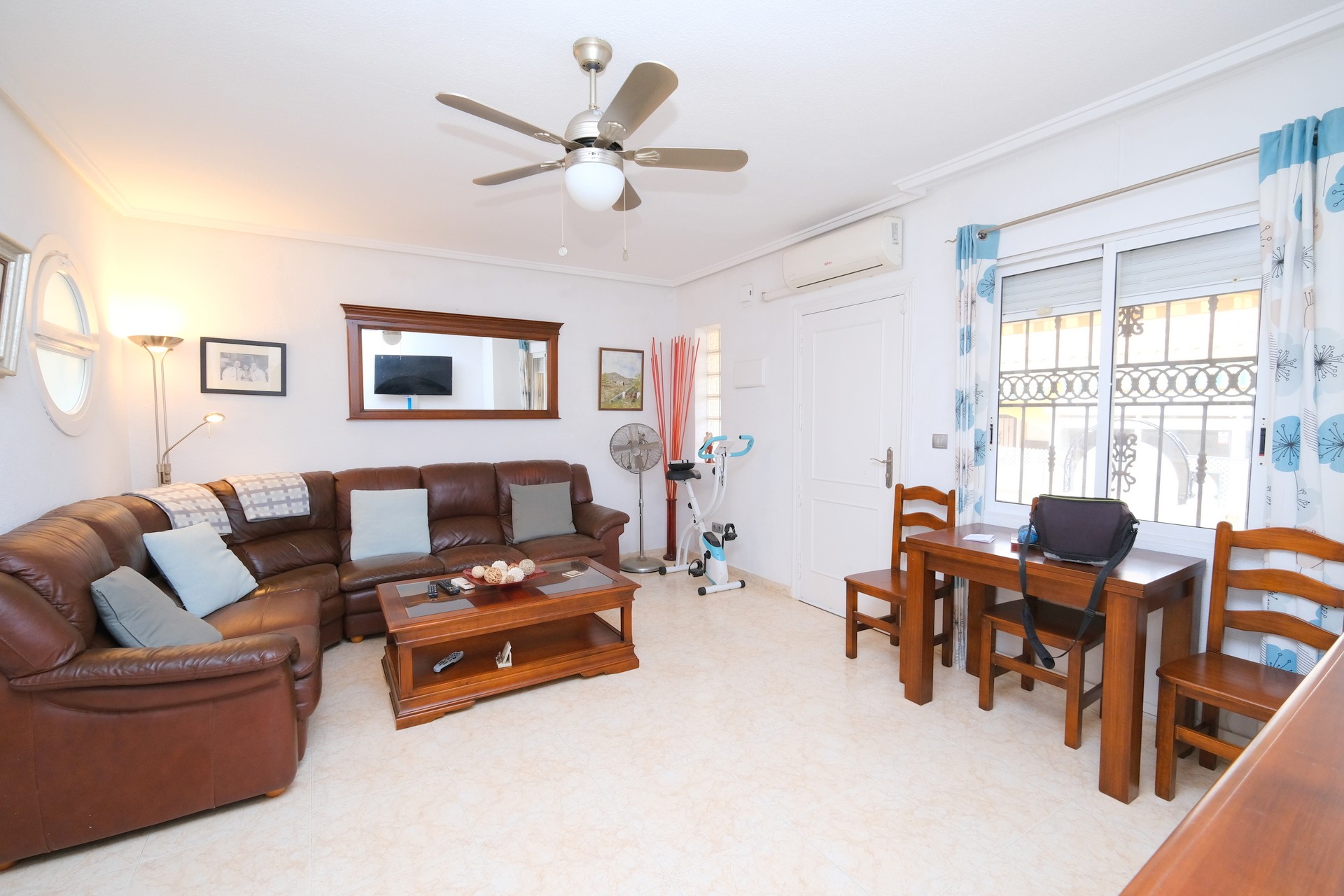 2 Bedroom Bungalow in Punta Prima