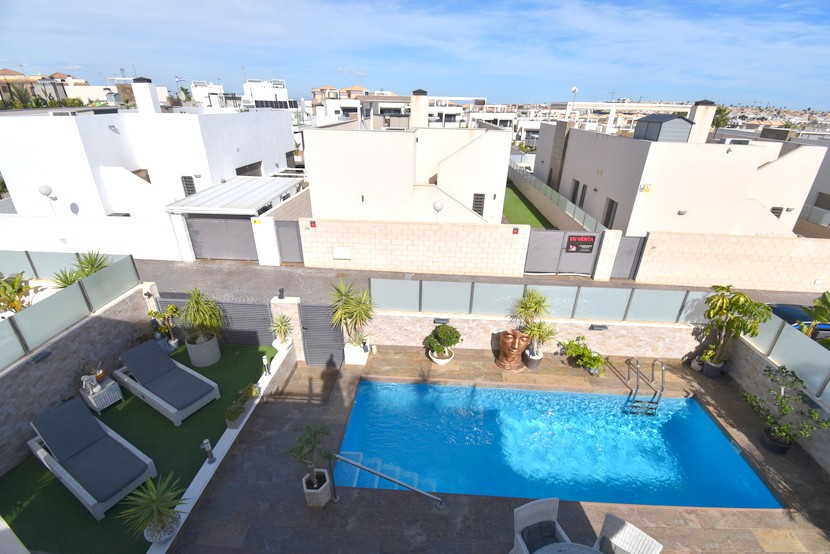 4 slaapkamer villa in Villamartin