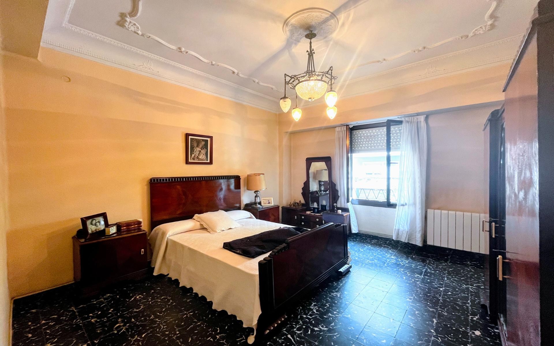 Appartement met 4 slaapkamers in Valencia