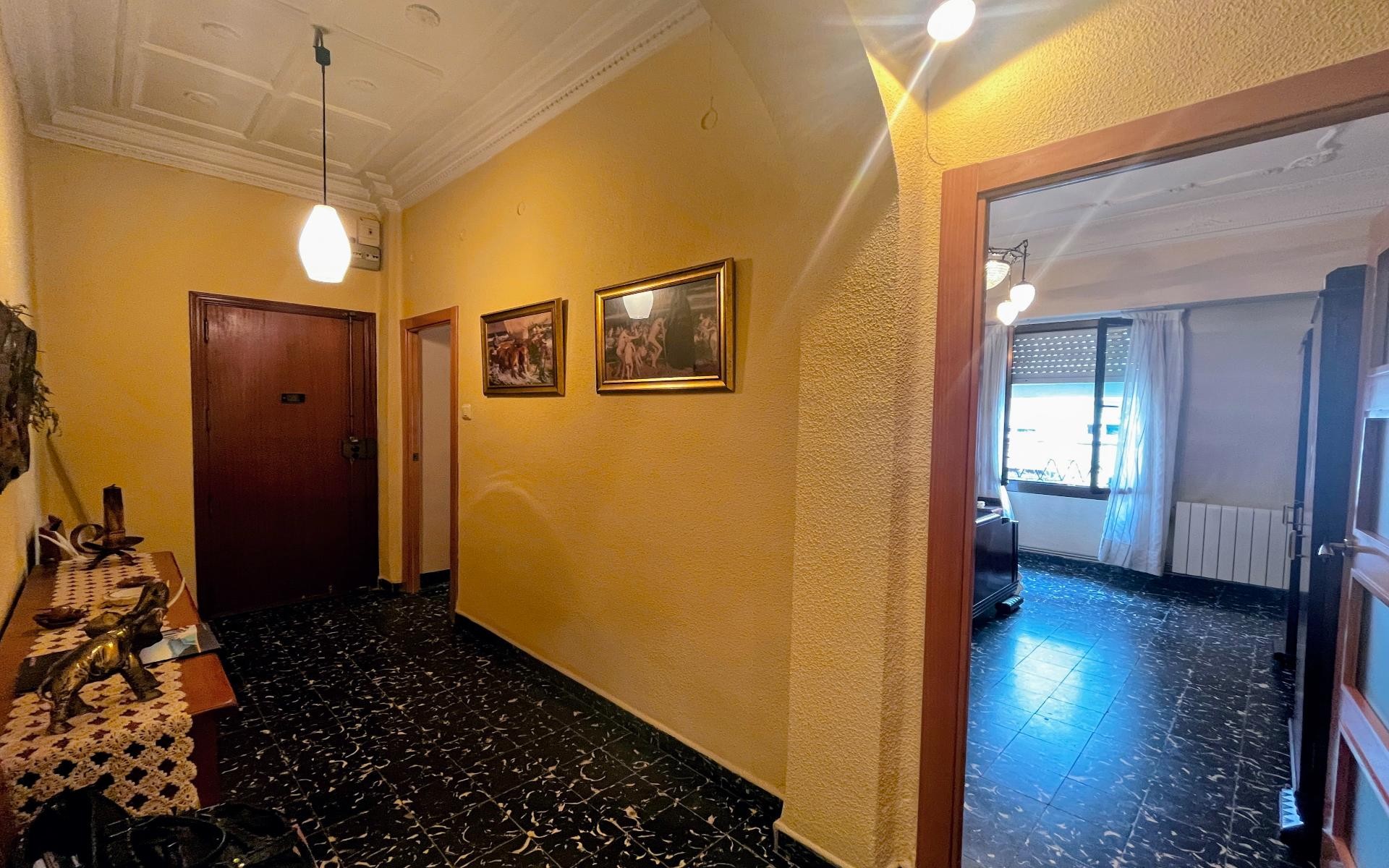 Appartement met 4 slaapkamers in Valencia