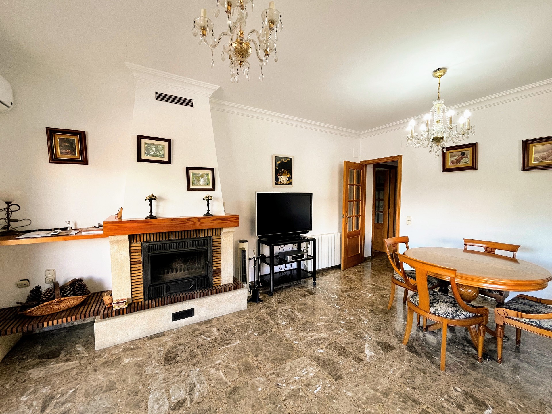 Kamienica z 5 sypialniami w Paternie