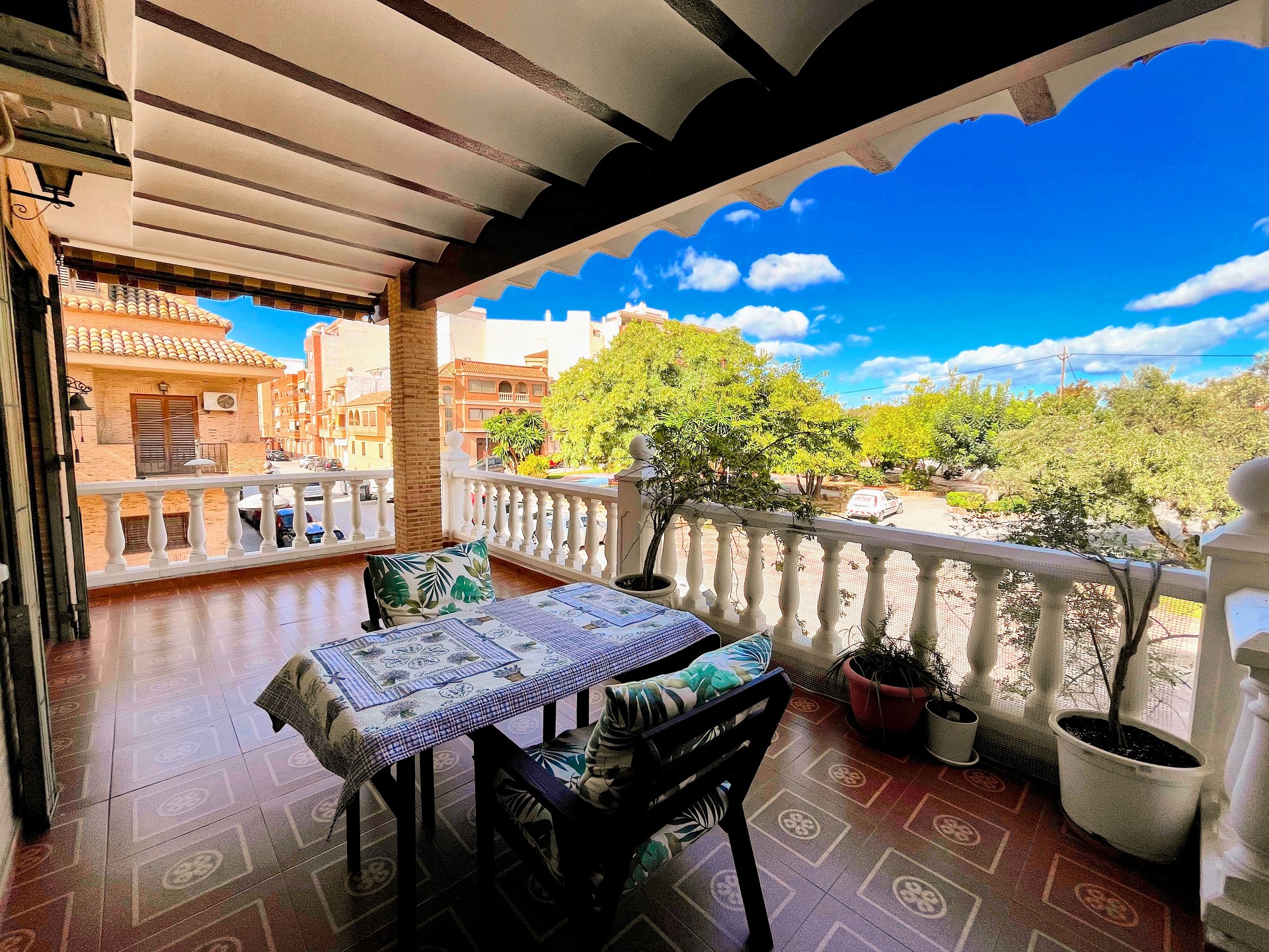 Kamienica z 5 sypialniami w Paternie