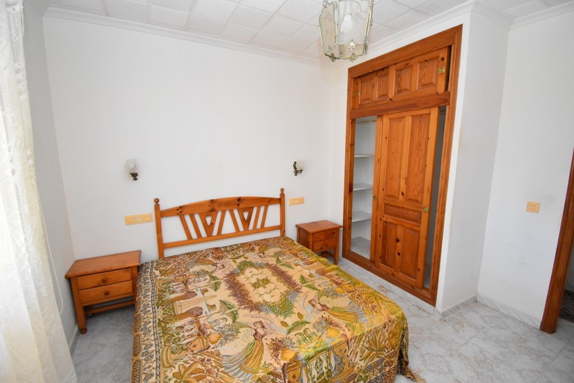 Villa mit 4 Schlafzimmern in El Chaparral