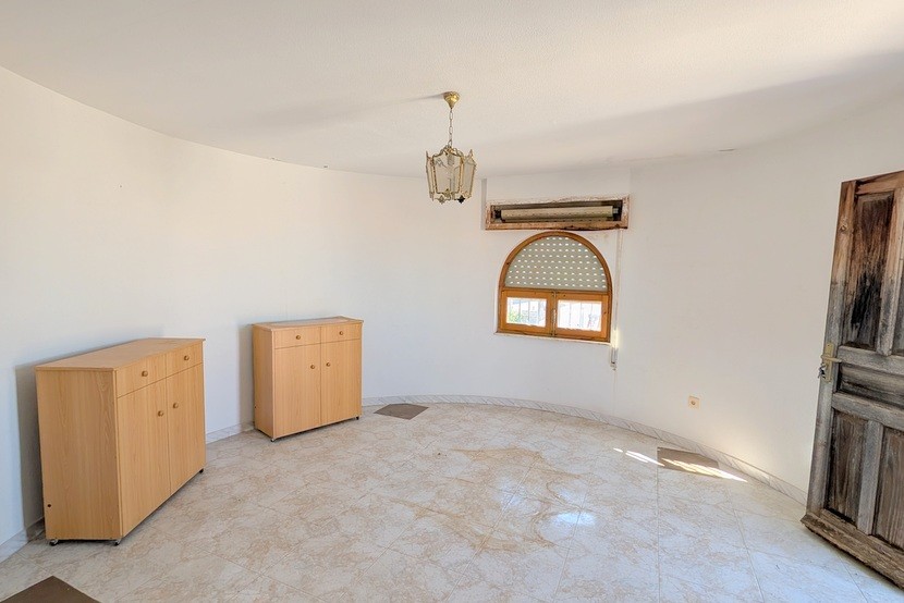 Villa mit 4 Schlafzimmern in El Chaparral