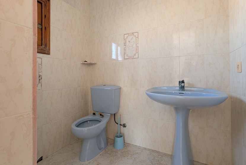 Villa mit 4 Schlafzimmern in El Chaparral