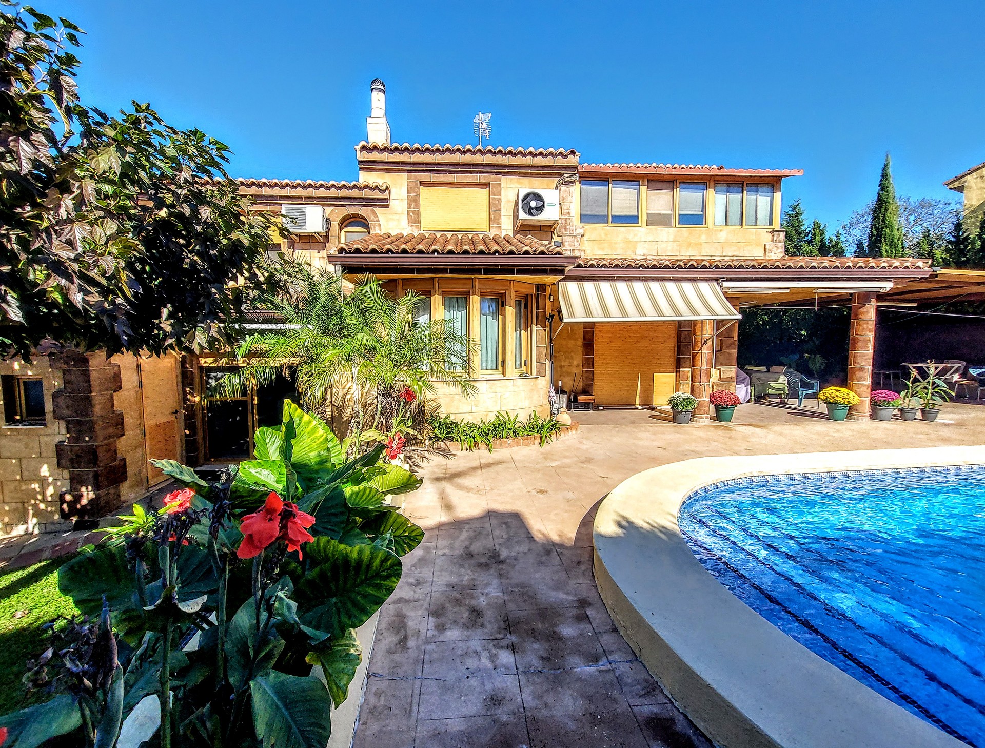 Villa mit 4 Schlafzimmern auf Montserrat