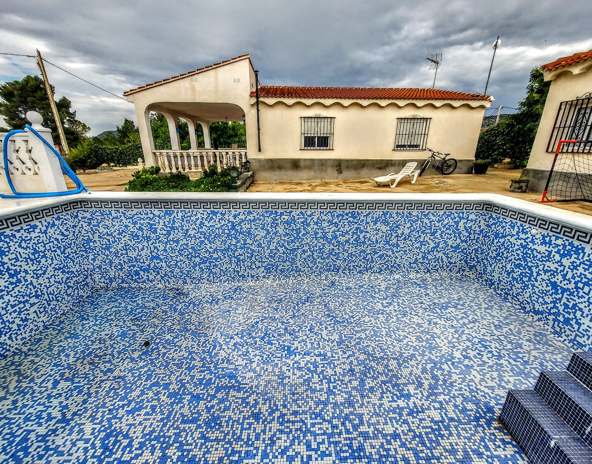 Villa mit 3 Schlafzimmern in Montroy