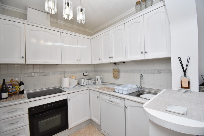 Kamienica z 2 sypialniami w Punta Prima