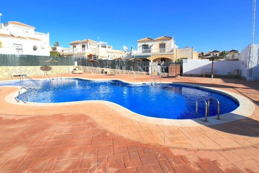 Adosado de 3 dormitorios en Punta Prima