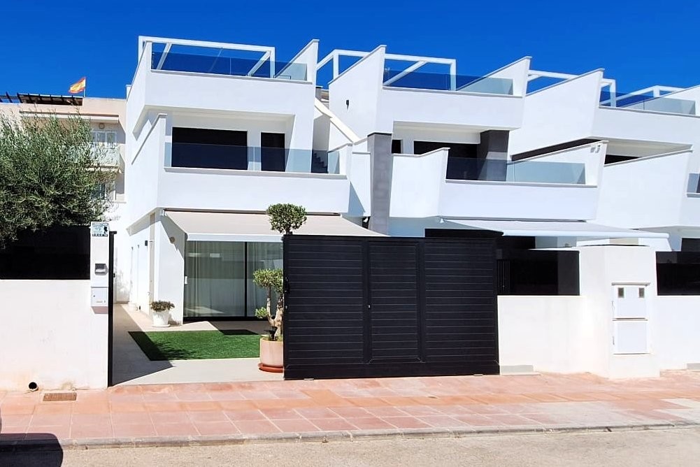 Willa z 3 sypialniami w Santiago de la Ribera