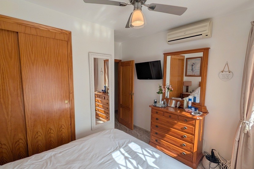 Stadthaus mit 2 Schlafzimmern in Villamartin