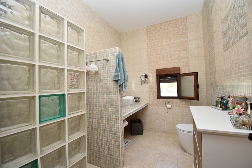 Villa de 5 dormitorios en Jacarilla