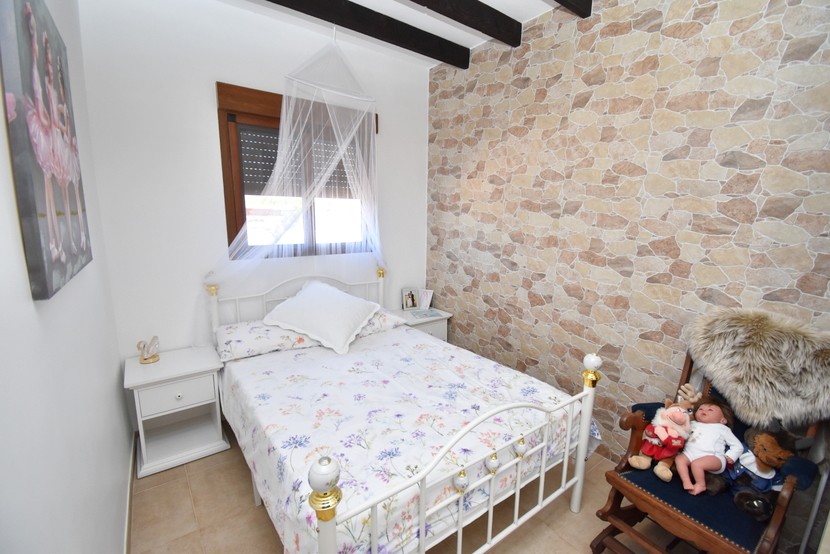 Villa de 5 dormitorios en Jacarilla