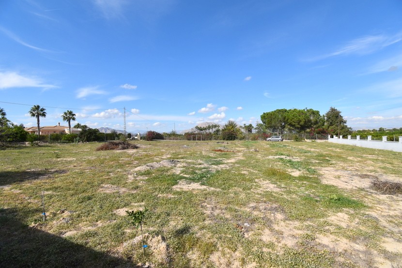 Villa de 5 dormitorios en Jacarilla