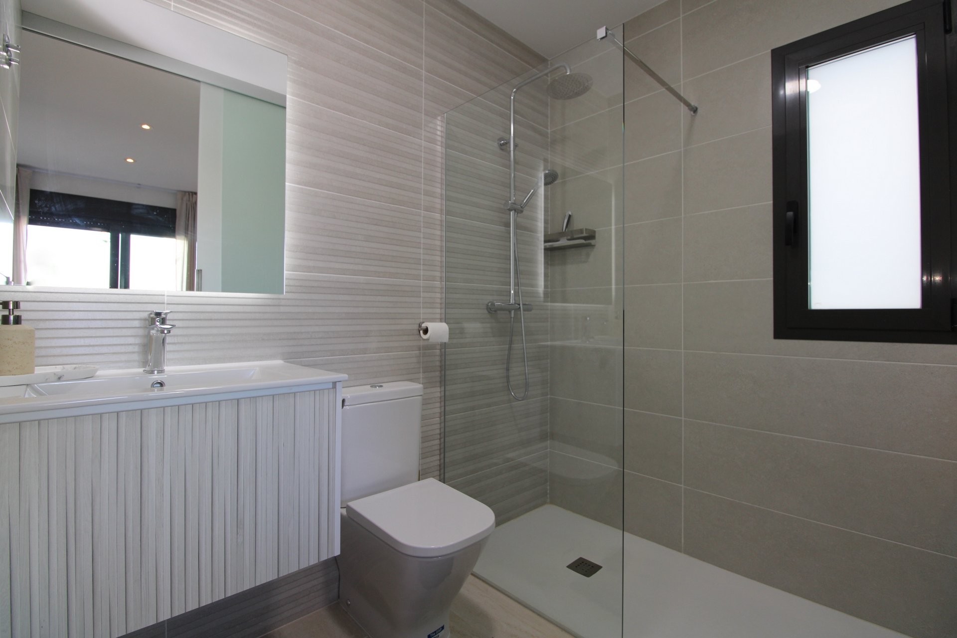 Apartament z 3 sypialniami w Los Balcones