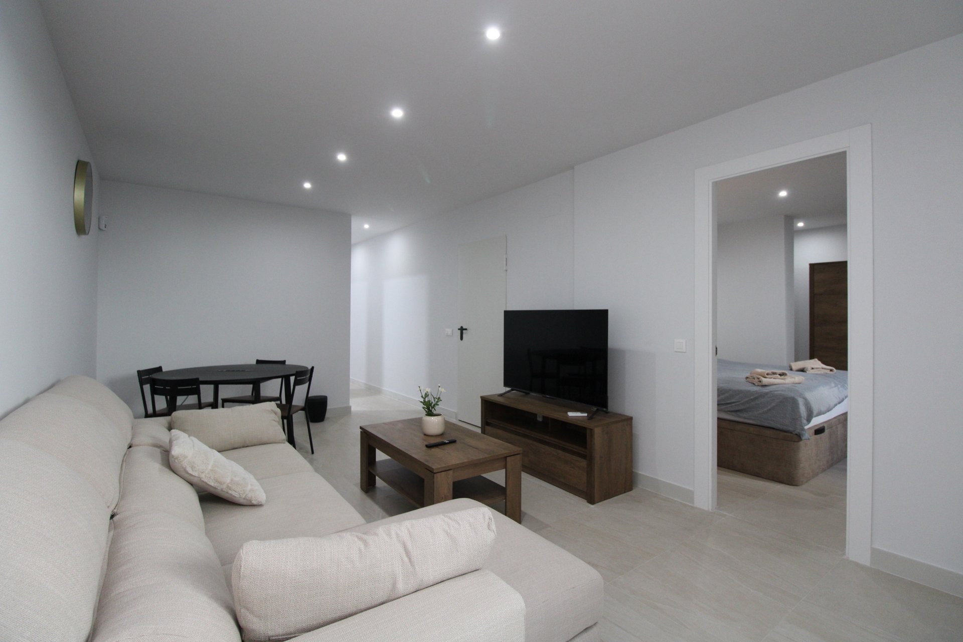 Apartament z 3 sypialniami w Los Balcones