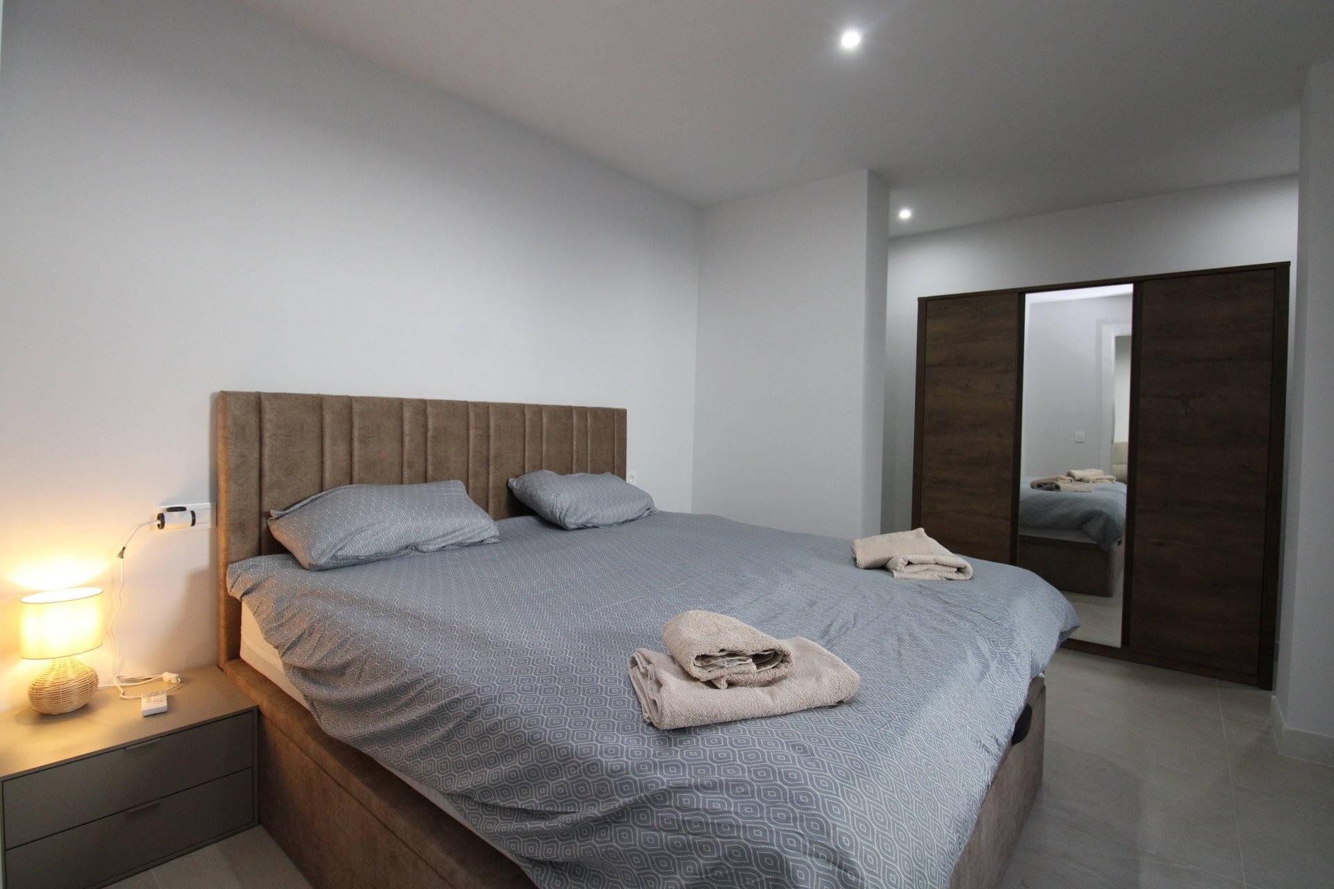 Apartament z 3 sypialniami w Los Balcones