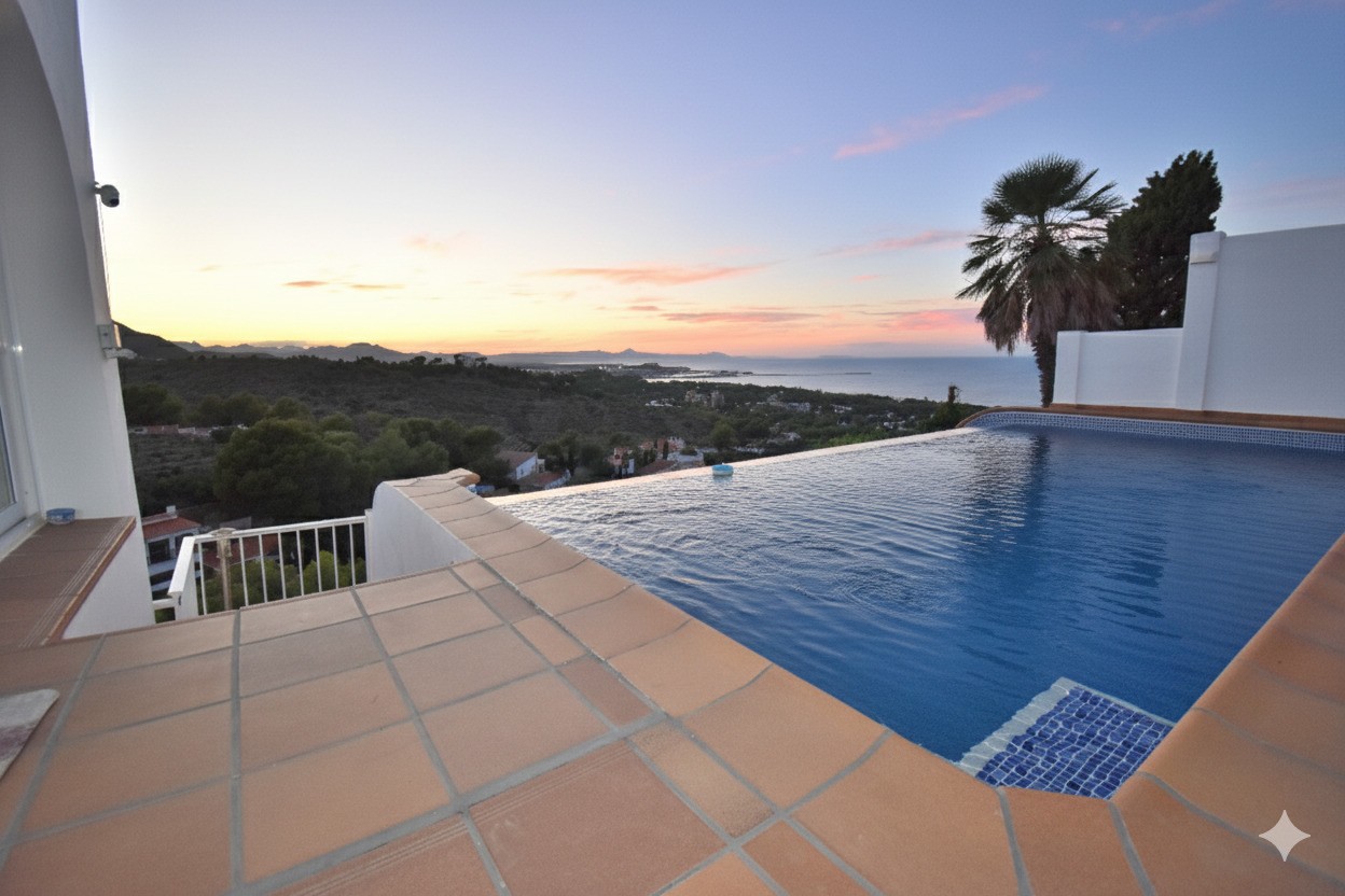 3 Bedroom Villa in Denia