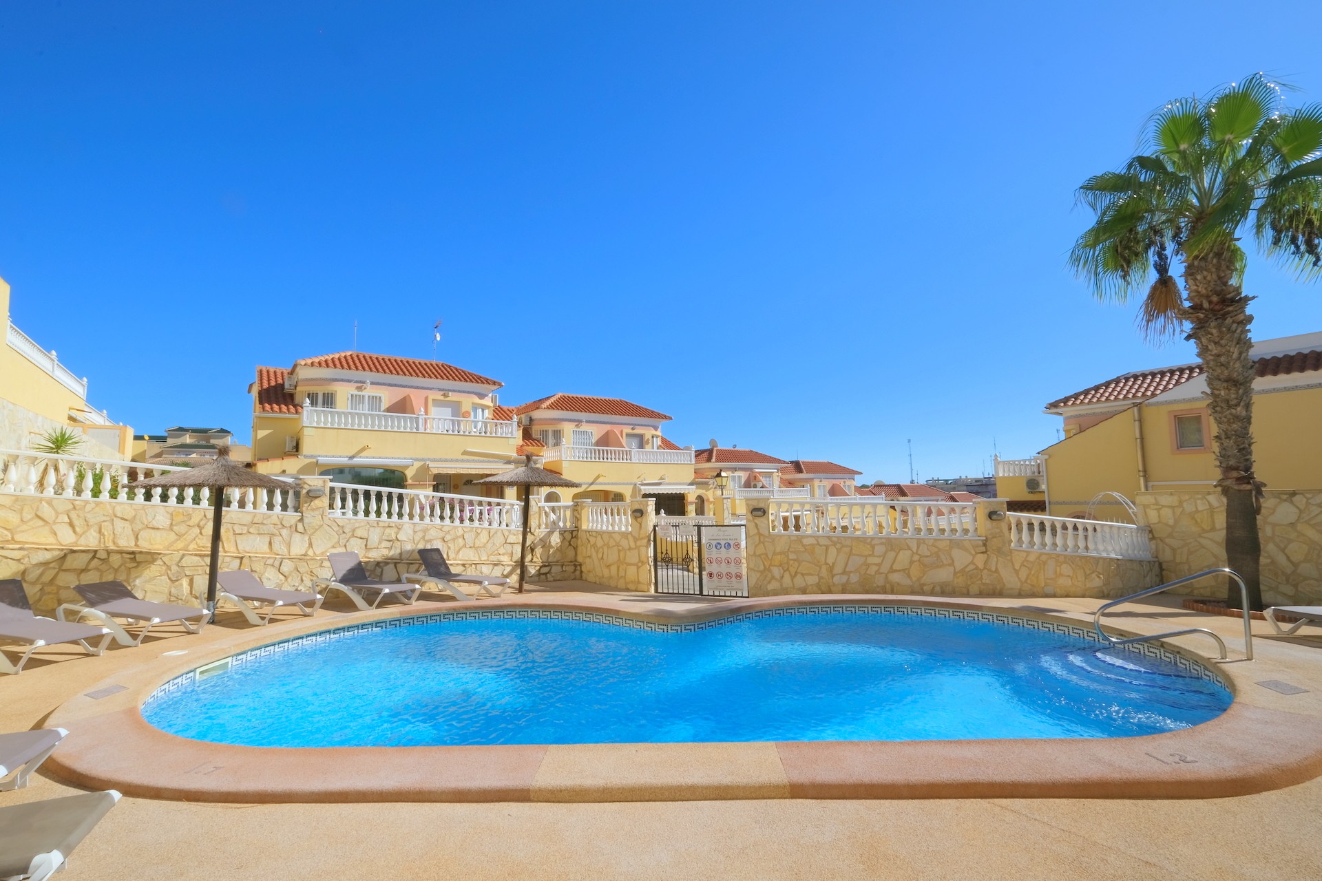 3 Bedroom Townhouse in Villamartin