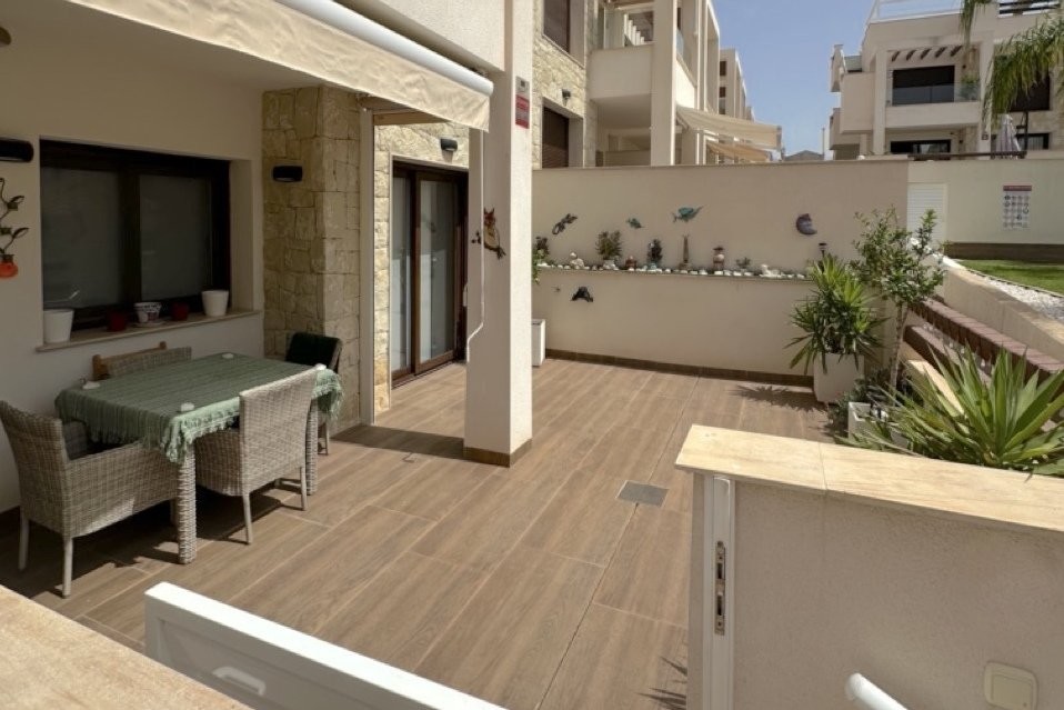 2 Bedroom Apartment in Los Balcones