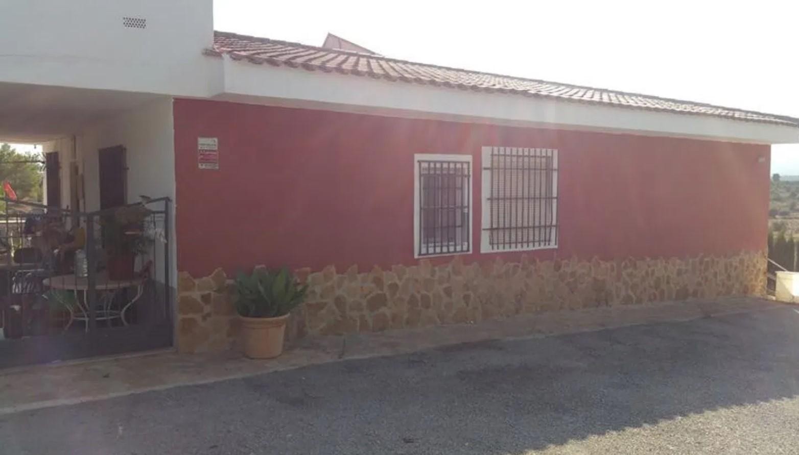 Villa mit 3 Schlafzimmern in Cheste