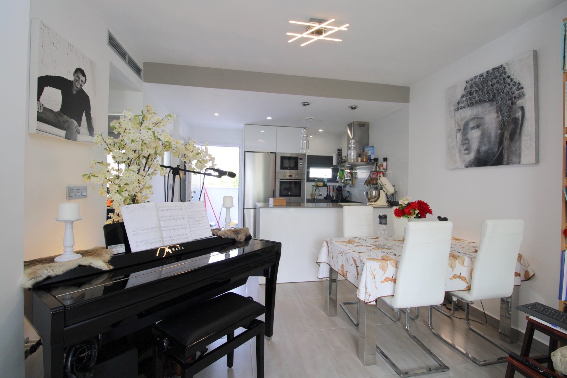 2 Bedroom Apartment in Pilar de la Horadada