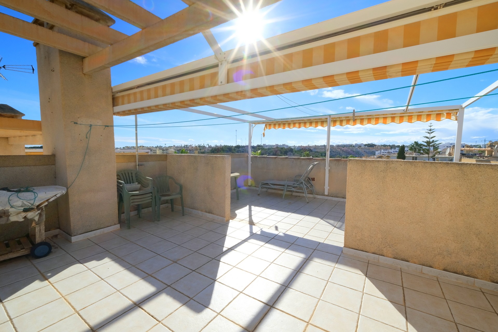 Adosado de 3 dormitorios en Villamartin