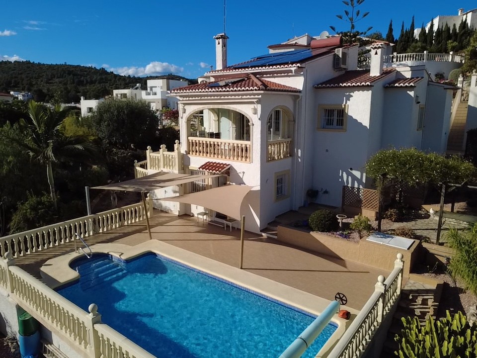 Villa mit 4 Schlafzimmern in Pedreguer