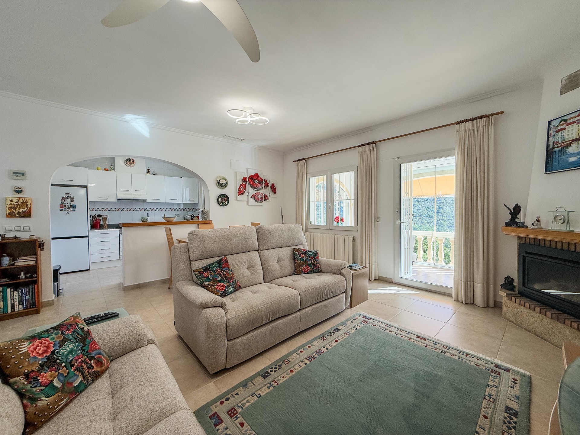 Villa mit 4 Schlafzimmern in Pedreguer