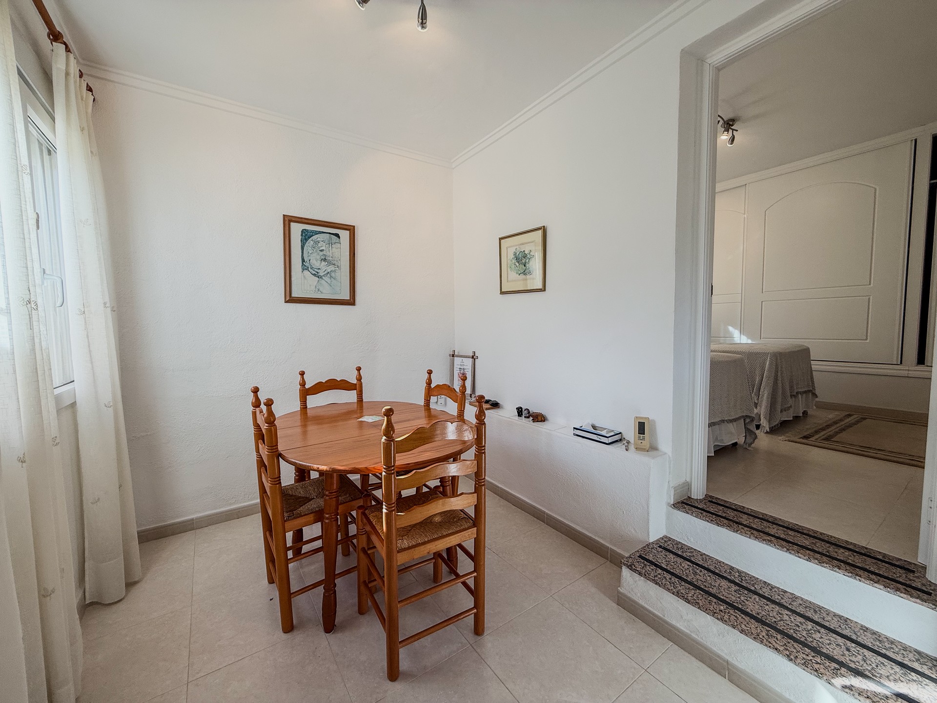 Villa mit 4 Schlafzimmern in Pedreguer