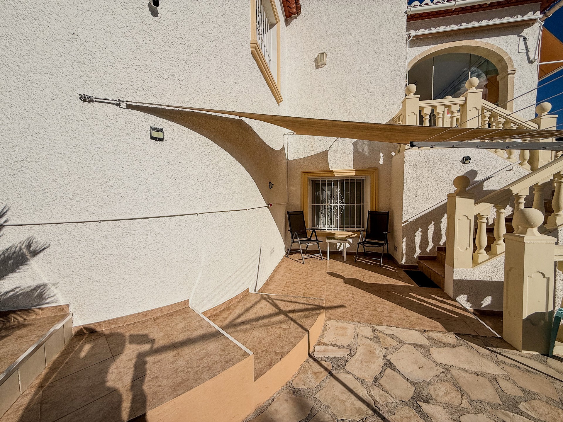 Villa mit 4 Schlafzimmern in Pedreguer