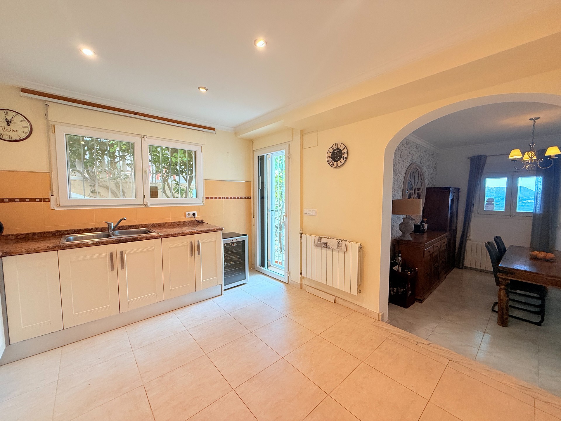 Villa mit 4 Schlafzimmern in Orba