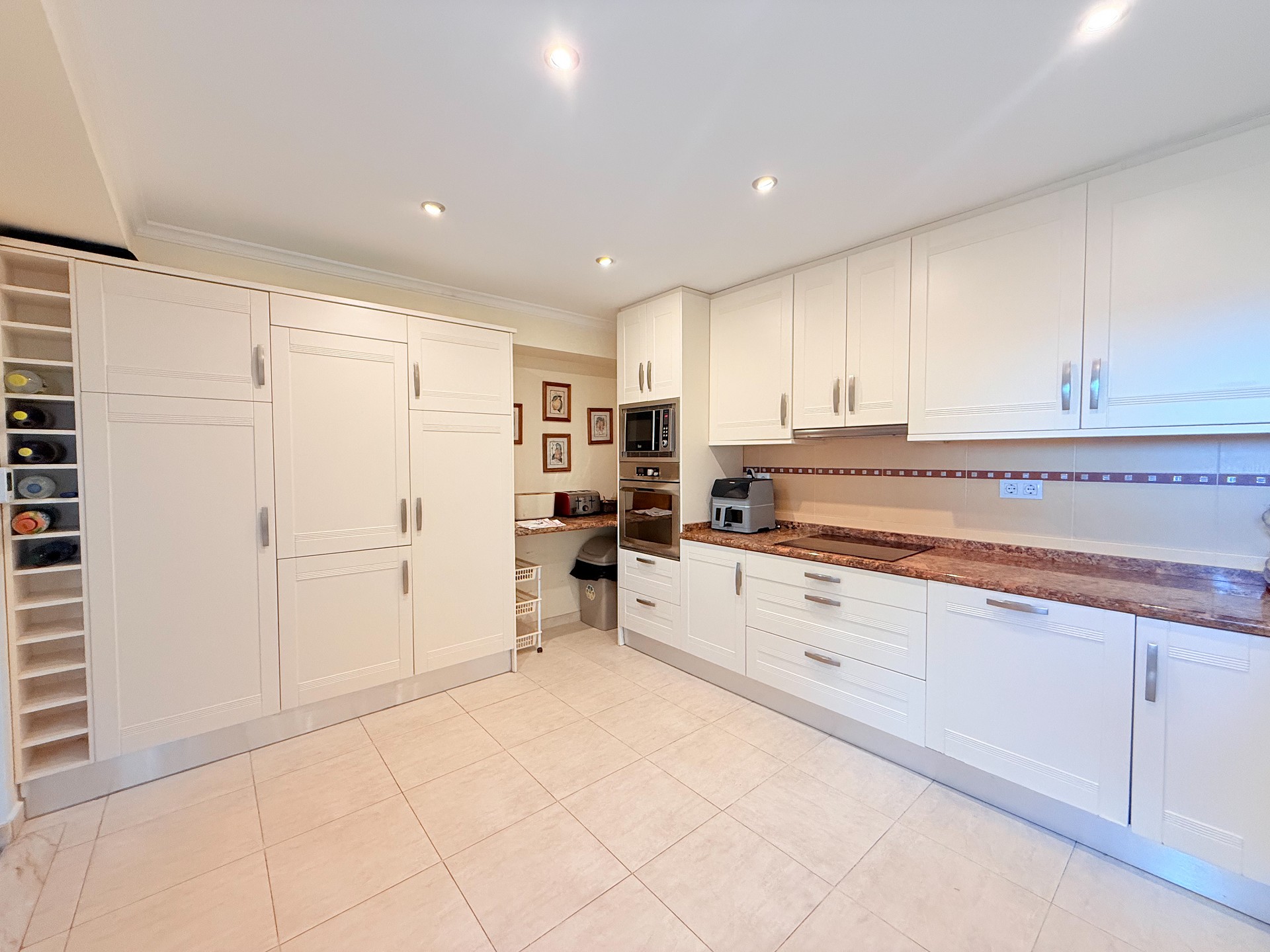 Villa mit 4 Schlafzimmern in Orba