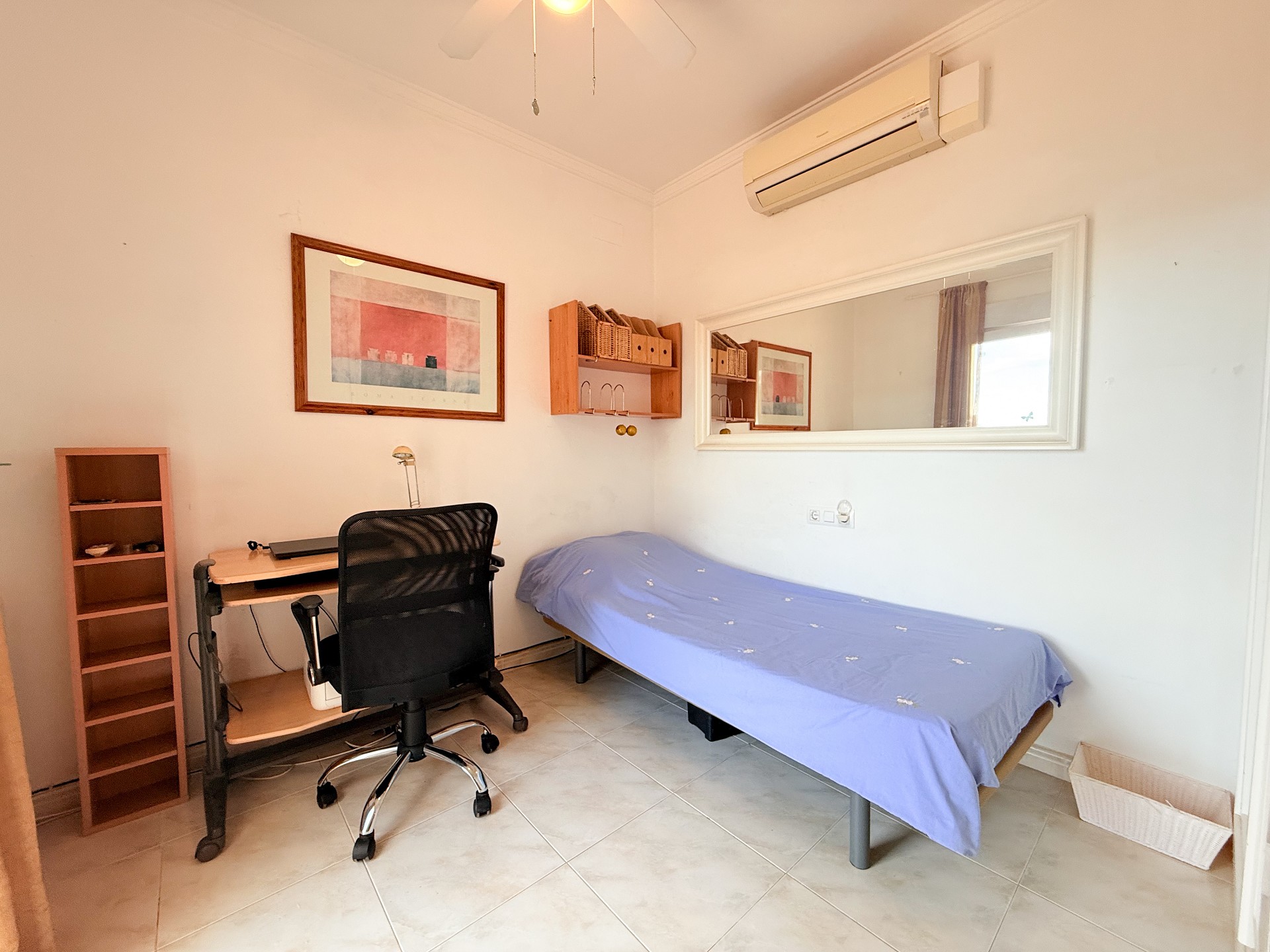 Villa mit 4 Schlafzimmern in Orba