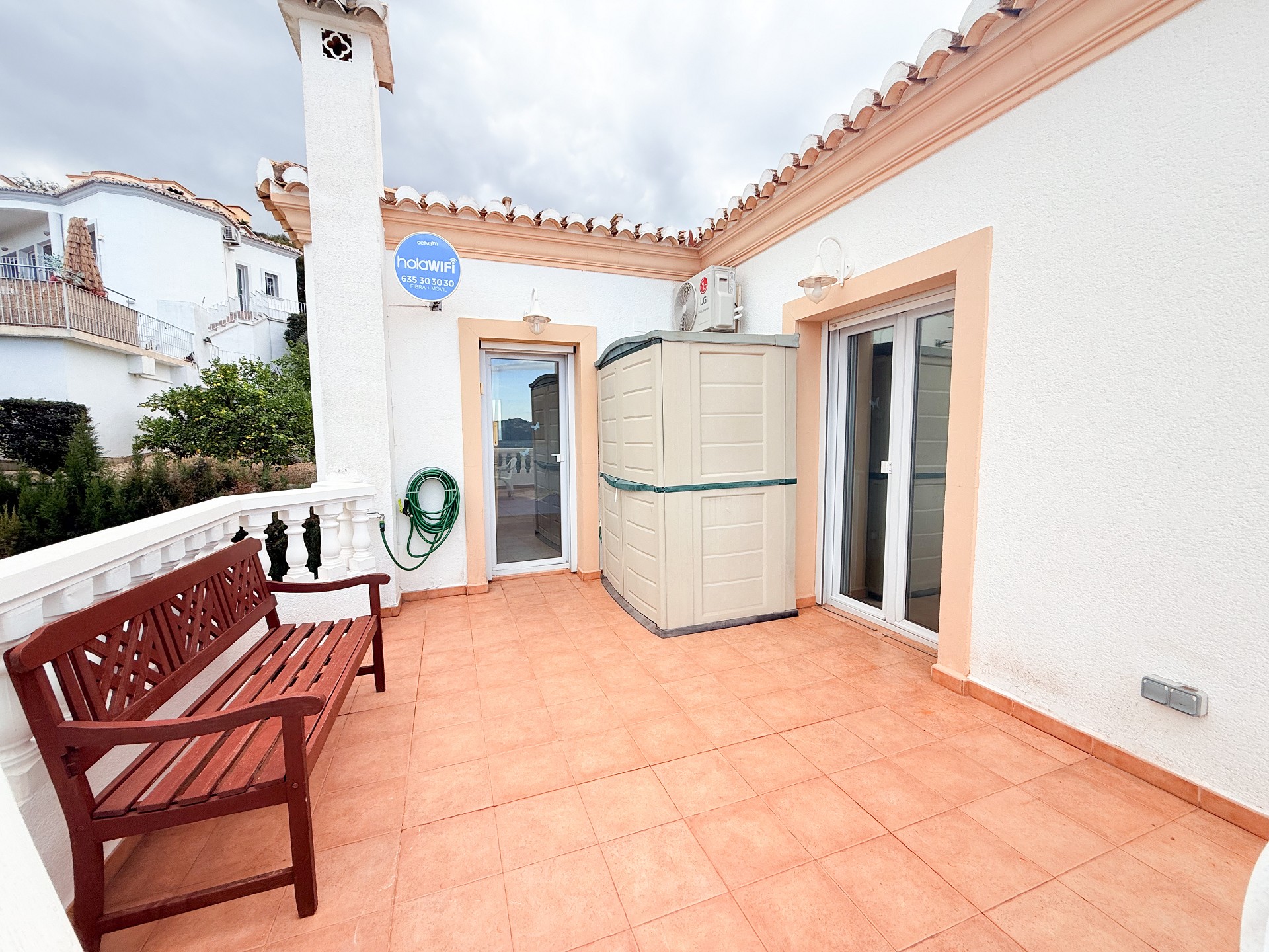 Villa mit 4 Schlafzimmern in Orba