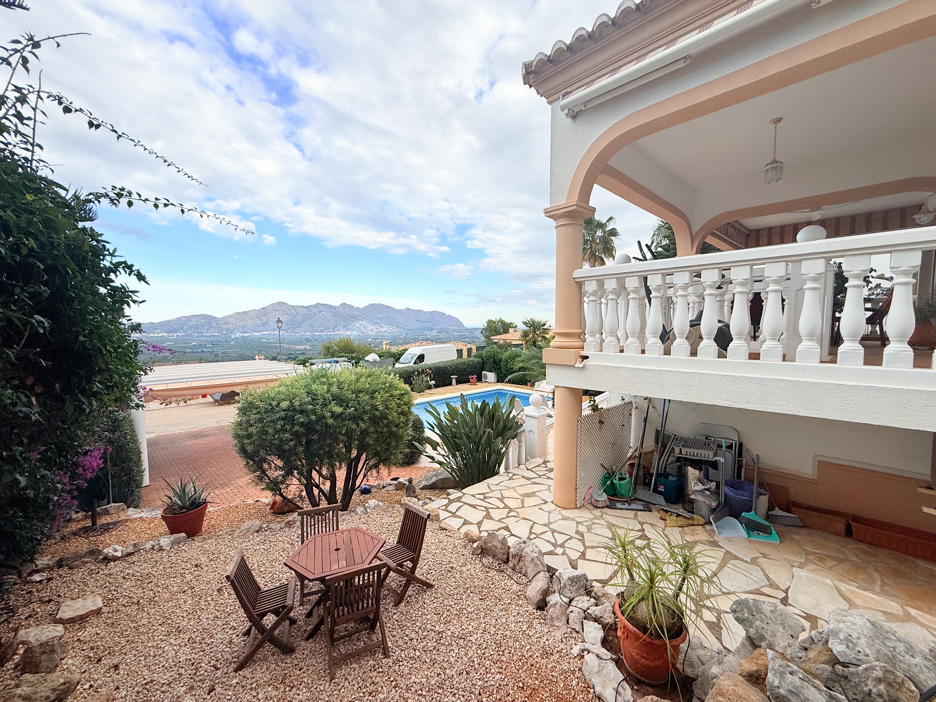 Villa mit 4 Schlafzimmern in Orba