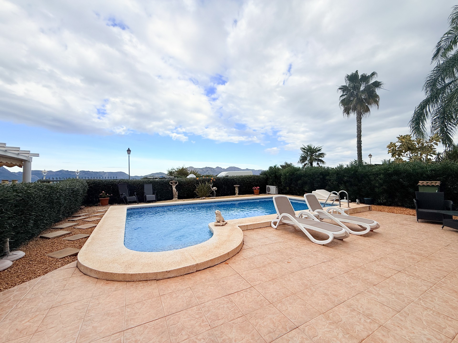 Villa mit 4 Schlafzimmern in Orba